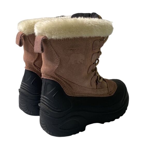 Grizzly Aspen Thinsulate Suede Lace-Up Winter Snow Boot Faux Fur Stock #657080 - Picture 16 of 16